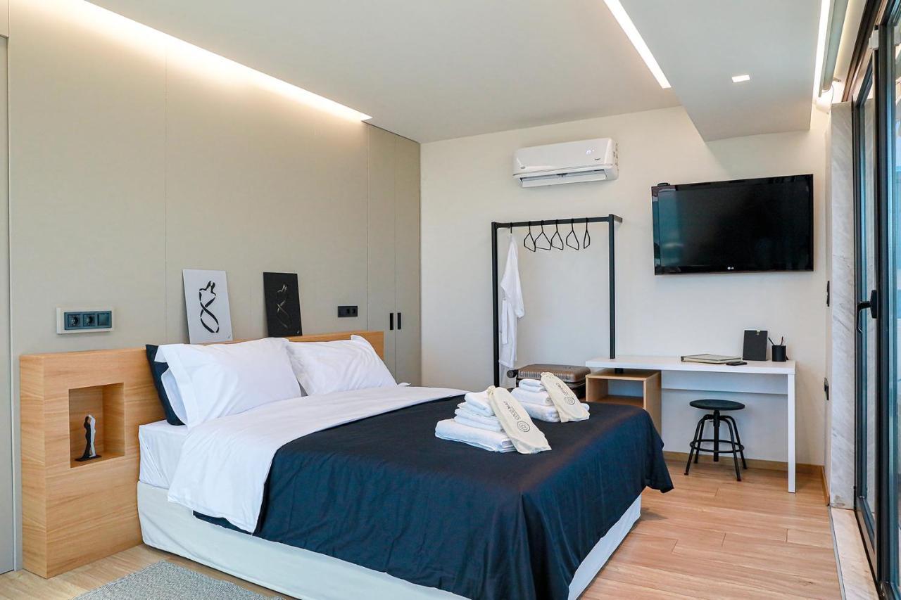 The First Key Luxury & Small Apartment In The Center Of Xánthi Exterior foto