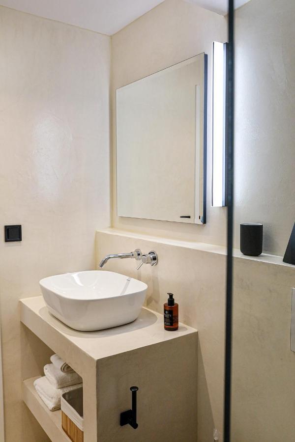 The First Key Luxury & Small Apartment In The Center Of Xánthi Exterior foto