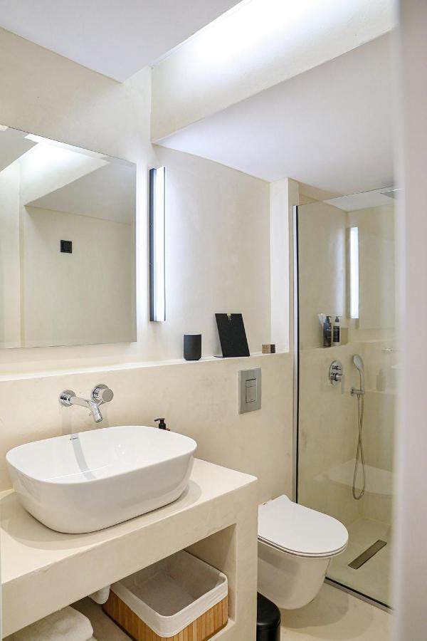 The First Key Luxury & Small Apartment In The Center Of Xánthi Exterior foto