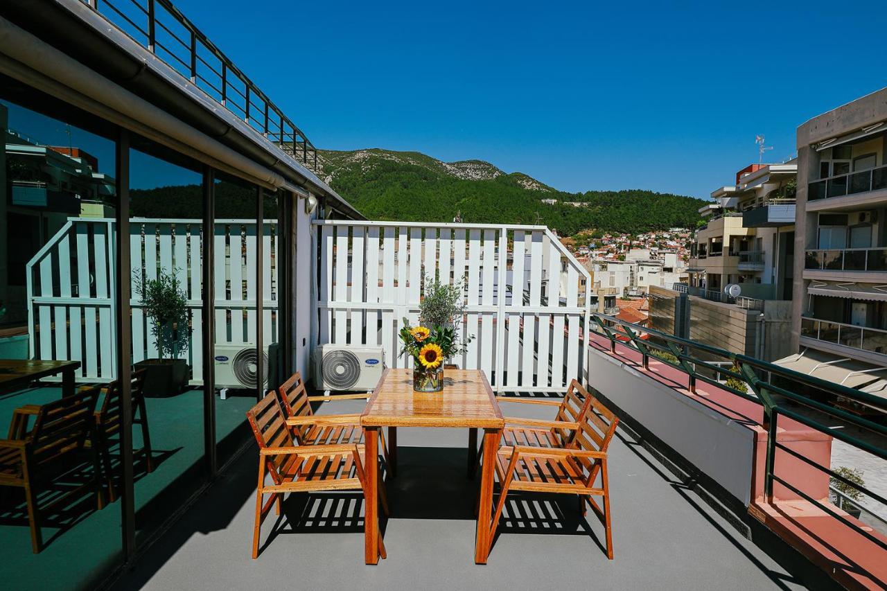The First Key Luxury & Small Apartment In The Center Of Xánthi Exterior foto